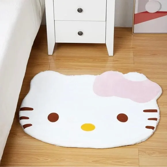 Hello Kitty Rug - Picture 2 of 3